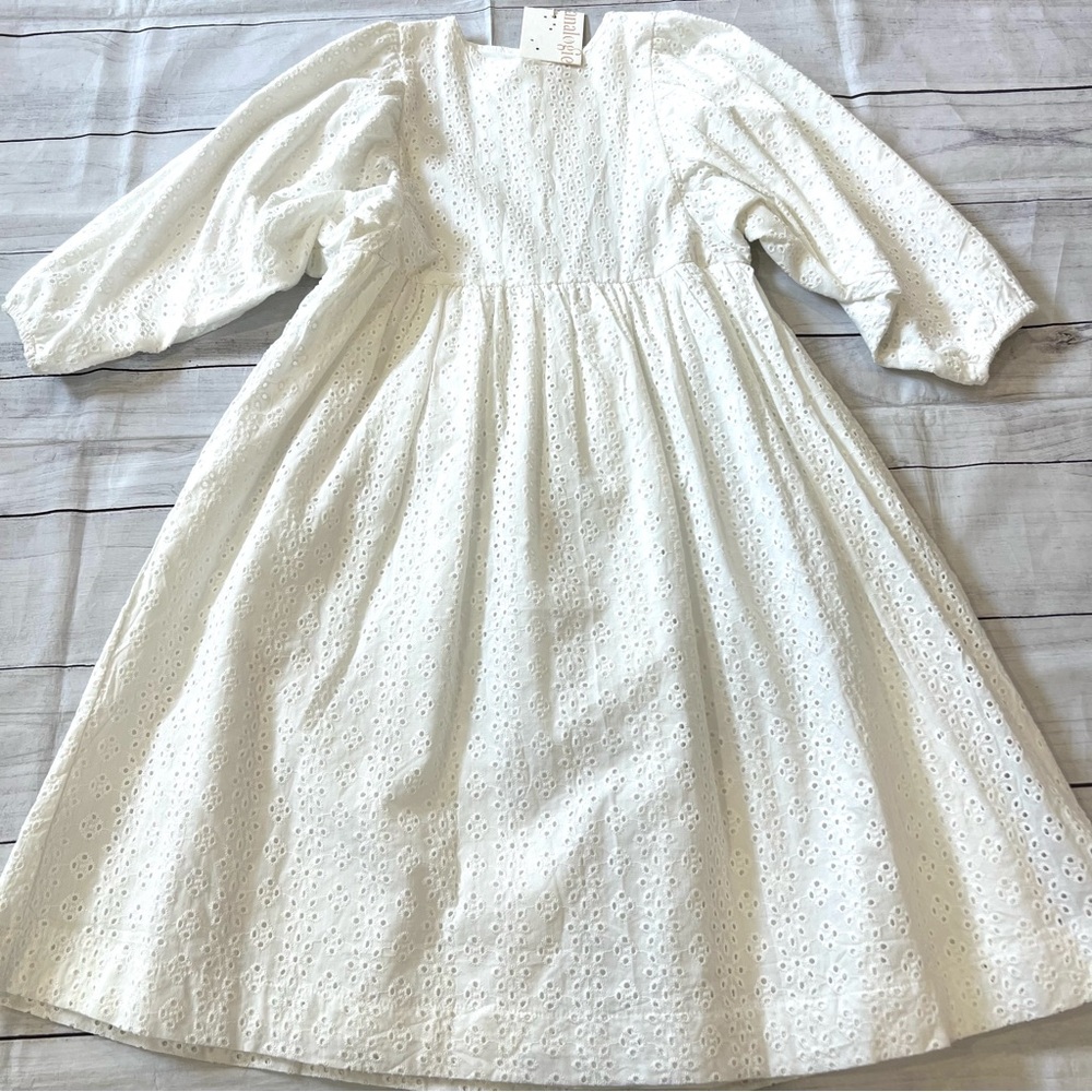 🆕NWT Analogie White Eyelet Gathered Dress